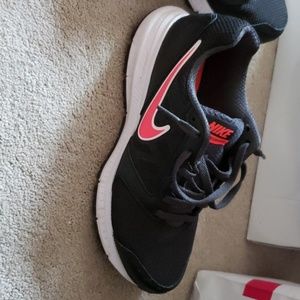 Women's Nike Downshifter 6